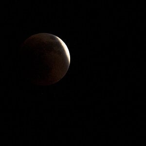 Moon_eclipse_X5156947_05-15-2021-001.jpg