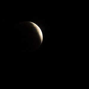 Moon_eclipse_X5156936_05-15-2021-001.jpg