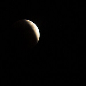 Moon_eclipse_X5156934_05-15-2021-001.jpg