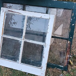 New old Windows for the Duck-House