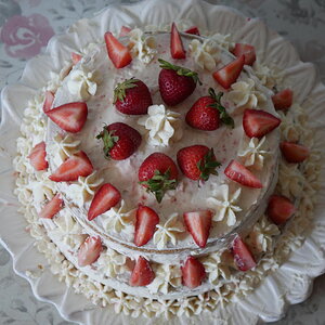 Strawberrycake.JPG