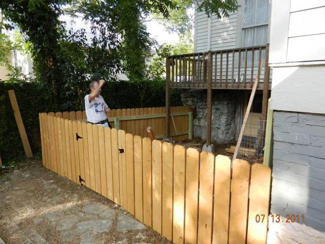 101301_fence_finished.jpg