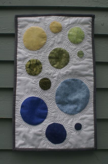 102477_circle_wall_hanging.jpg