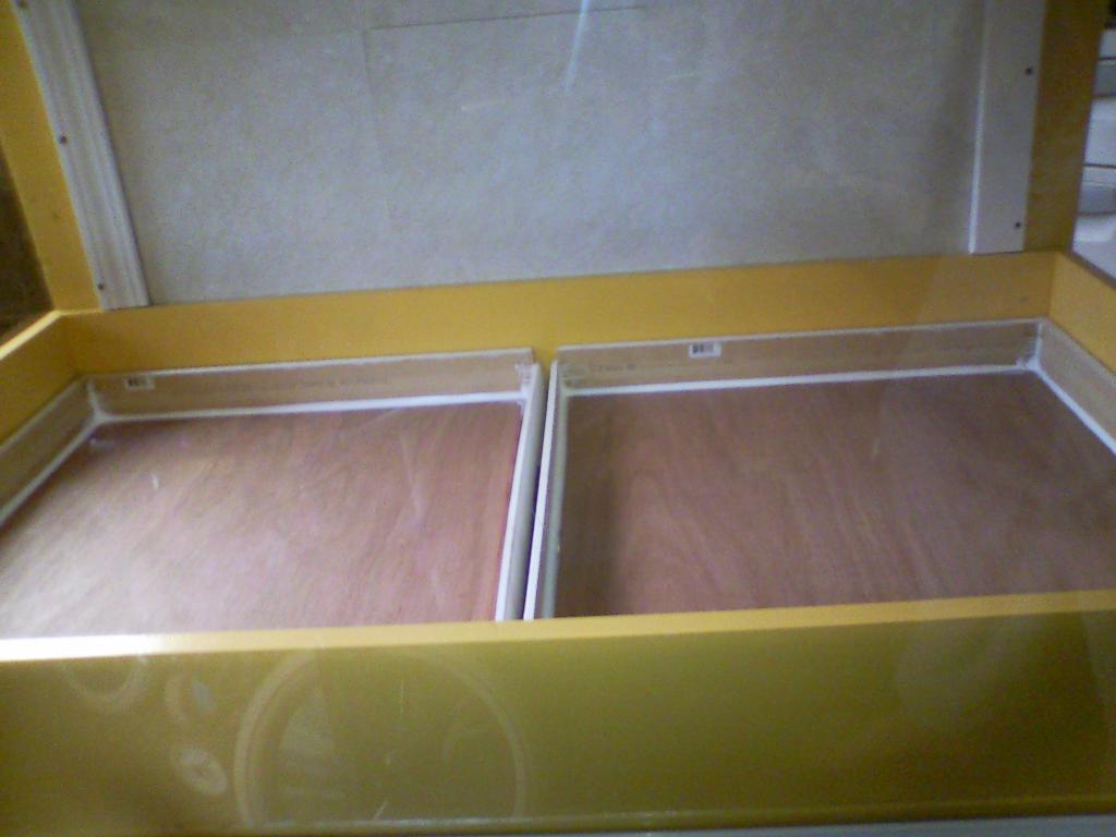 104466_brooder_75_3rd_pic.jpg