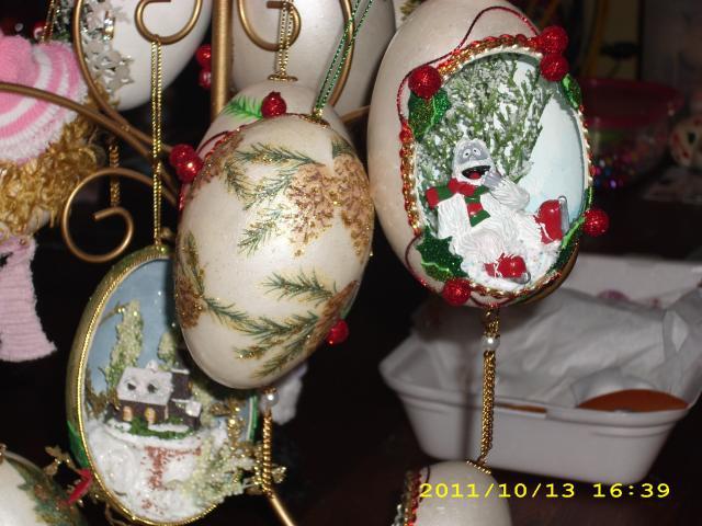 109168_ornaments_010.jpg