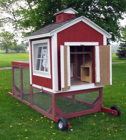Small Chicken coop and tractor | BackYard Chickens