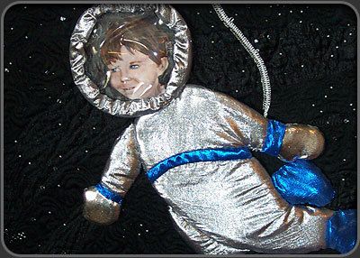 12104_spaceboys_01.jpg