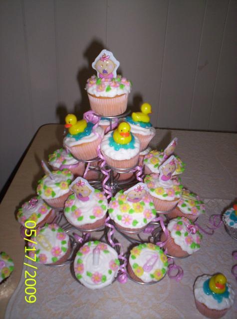 13604_kennedis_party_baby_shower_cupcakes_5-16-09_037.jpg