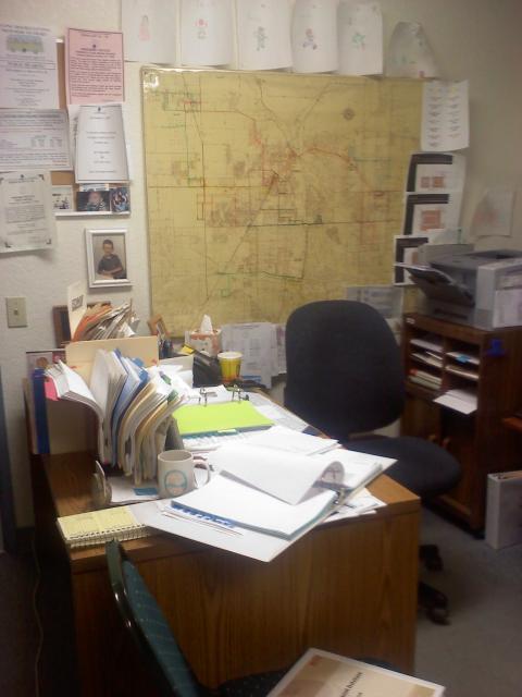 14951_officemess1.jpg