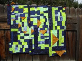 17059_whats_under_the_flap_quilt.jpg