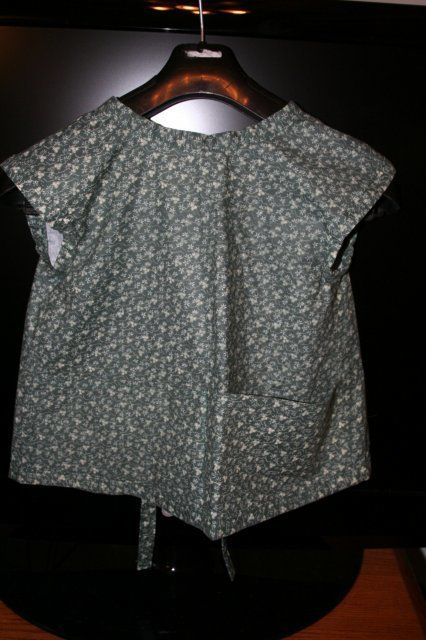 18_new_aprons008.jpg