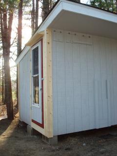21297_coop_w_door_installed.jpg