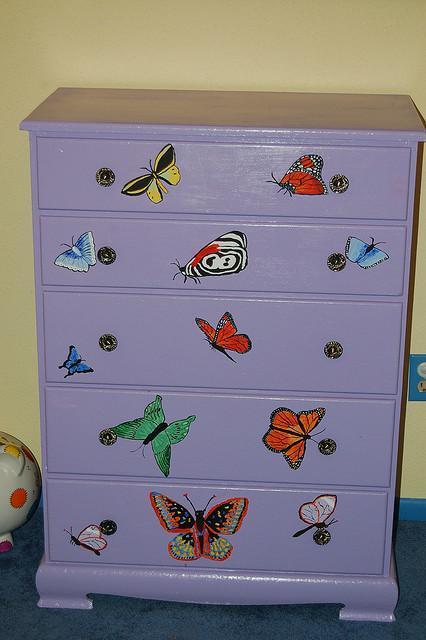 22179_dresser.jpg
