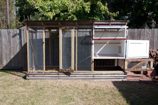 22514_101101coop_build10.jpg