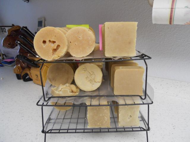 22635_ugly_soap_001.jpg