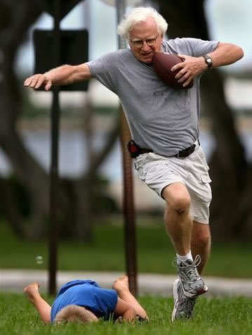 23395_old_man_with_football.jpg