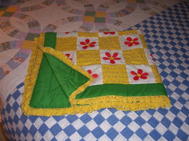 23941_kathrynhunkapillars_baby_quilt.jpg