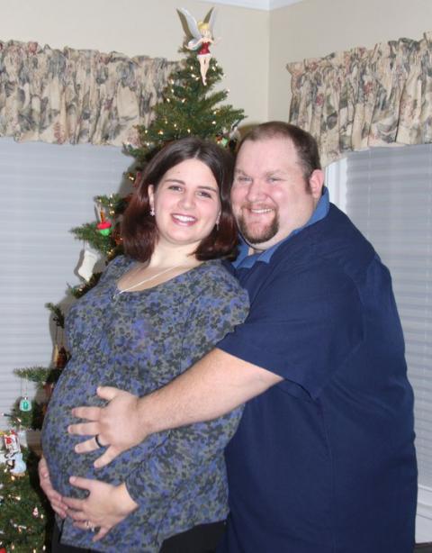 24137_19_weeks_pregnant.jpg