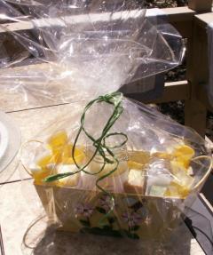 24222_giftbasket_013.jpg