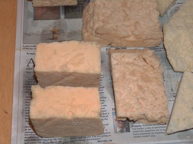 25689_honey_almond_siezed.jpg