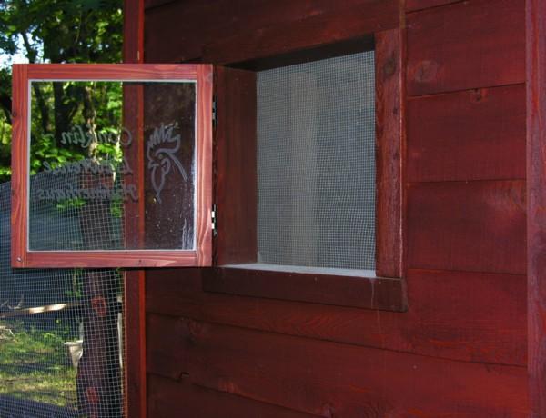 25790_chicken_coop_3.jpg