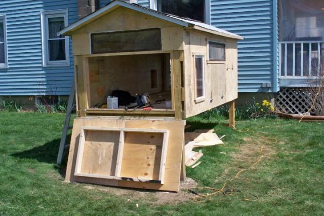 27332_kevins_coop.jpg