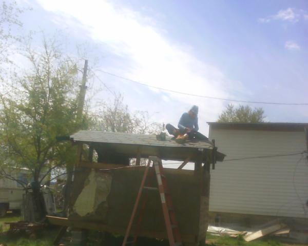 28261_coop_roofer.jpg