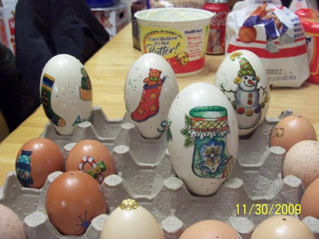 29766_christmas_eggs_001.jpg
