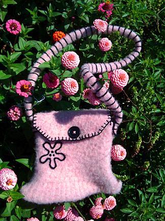 29881_amelia_felt_purse.jpg