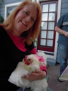 30548_happy_hennie.jpg