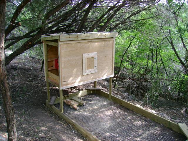 33943_05_24_coop01.jpg