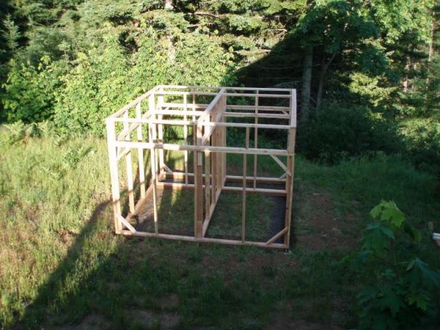 34268_2009-06-14-chicken-coop-pigeon-loft_010-800.jpg