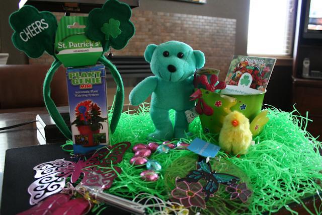 34566_gifts-2.jpg
