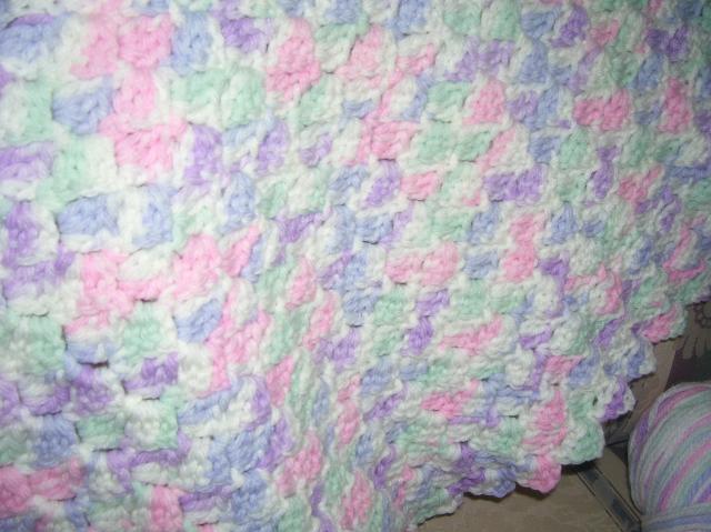 34883_closeup_of_blanket.jpg