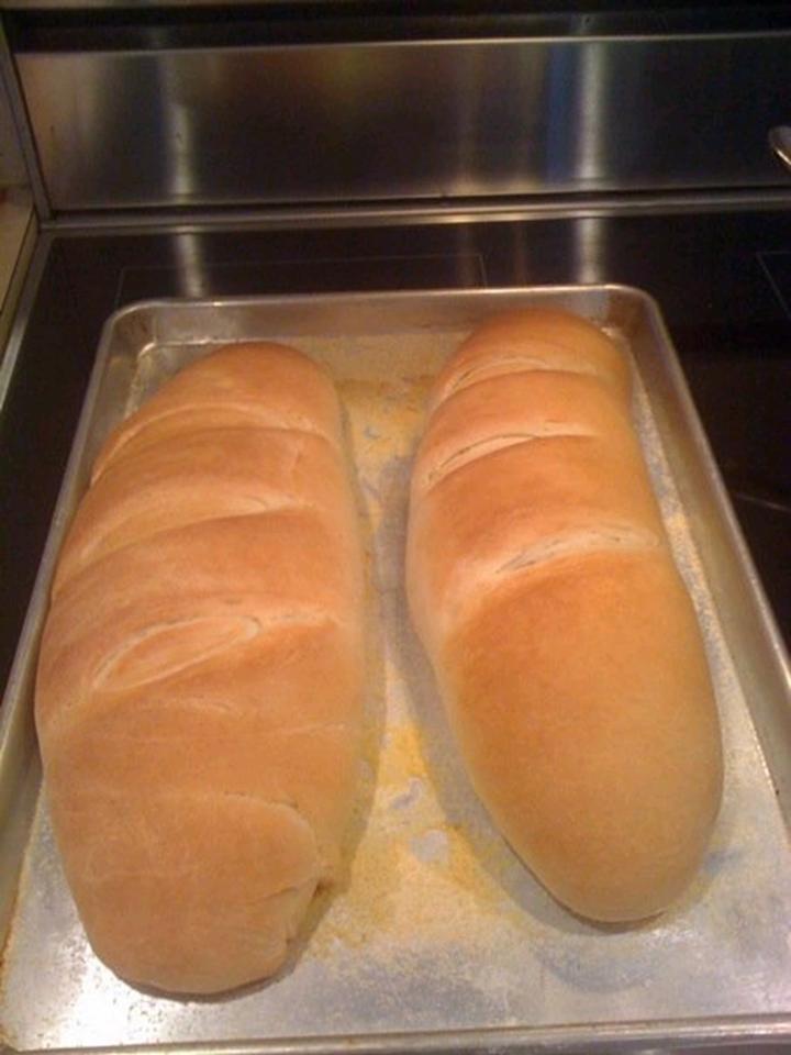 37262_bread_12-9_2.jpg