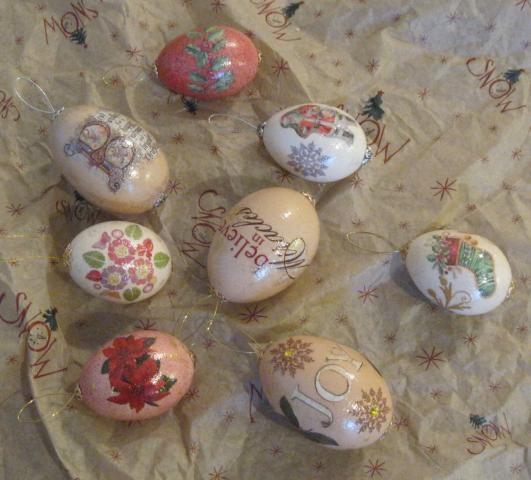 37862_christmas_eggs_014.jpg