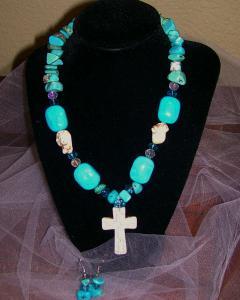 4047_turquoise_with_white_cross_set.jpg