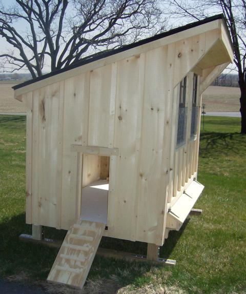 42831_4x6_chicken_coop_with_ramp_open.jpg