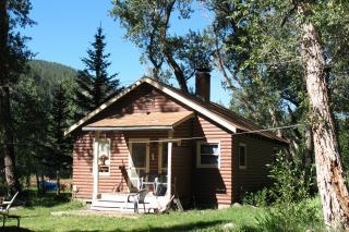 44717_cabin_2007.jpg