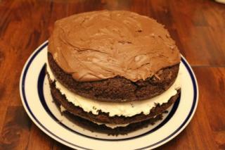 45425_fudgy_pudgy_cake.jpg