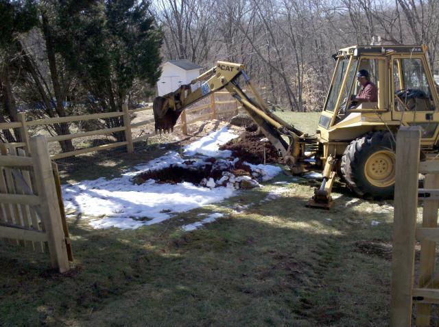 45801_hole_digging_2010-03-06.jpg