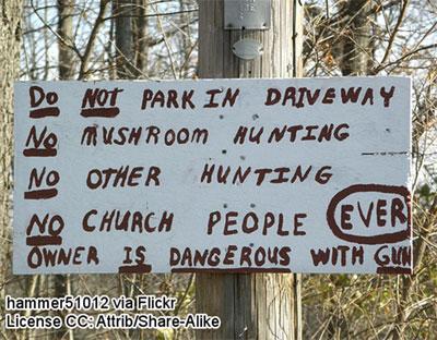 49563_funny-sign.jpg