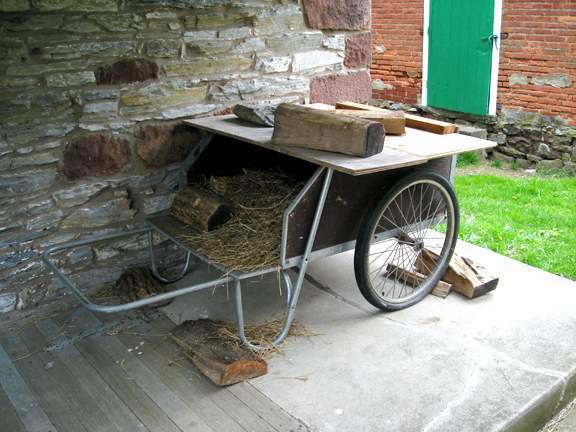 4957_wheelbarrow_turkey_nest.jpg