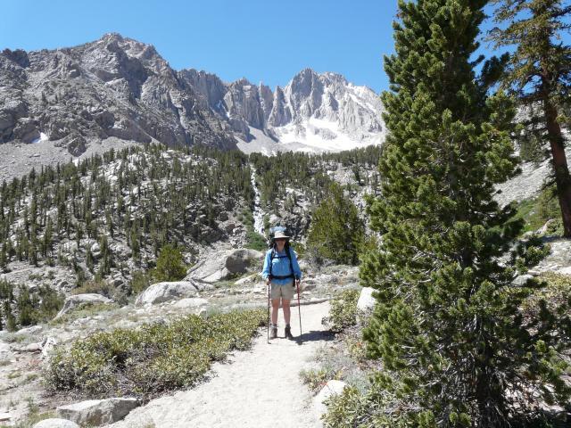 5048_shelby_on_first_day_of_hike.jpg