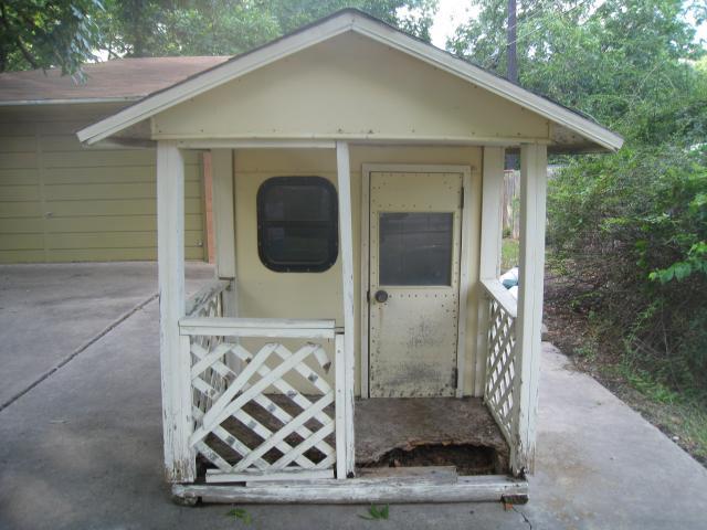 54045_playhouse_001.jpg