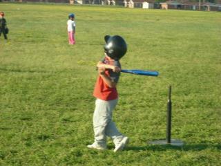 5925_jamson_tee-ball_09_005_small.jpg