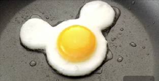 61209_mickey_mouse_egg.jpg