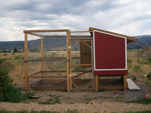 61_chicken_coop_048.jpg