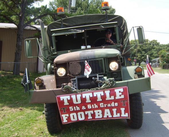 6412_tuttle_homecoming_parade_0241.jpg