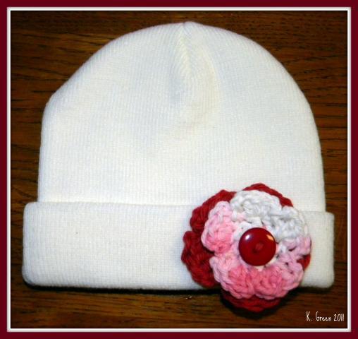 6809_dscn4280_cute_as_a_button_hat.jpg